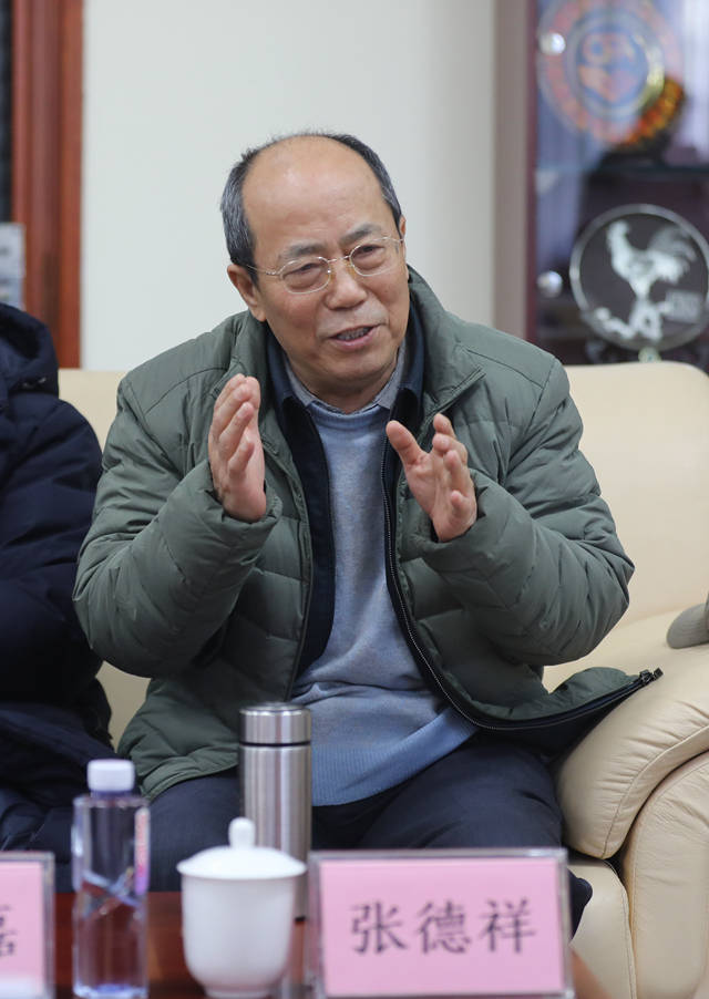 威九国际电影《春风梦》在京举行观摩研讨会(图6)