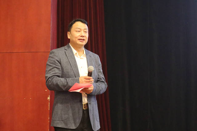 威九国际电影《春风梦》在京举行观摩研讨会(图16)