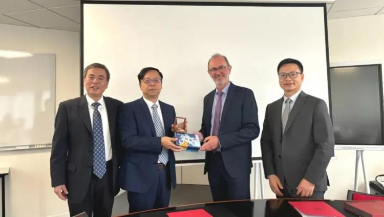 威九·国际(中国)官方网站“2024上理管院专业学位教育中心十大年度关键词”结果(图1)